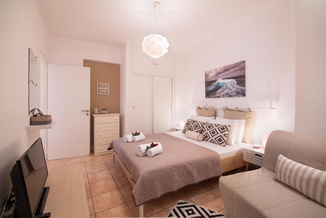 Jo'S Guesthouse, Benitses Benitses  Dış mekan fotoğraf