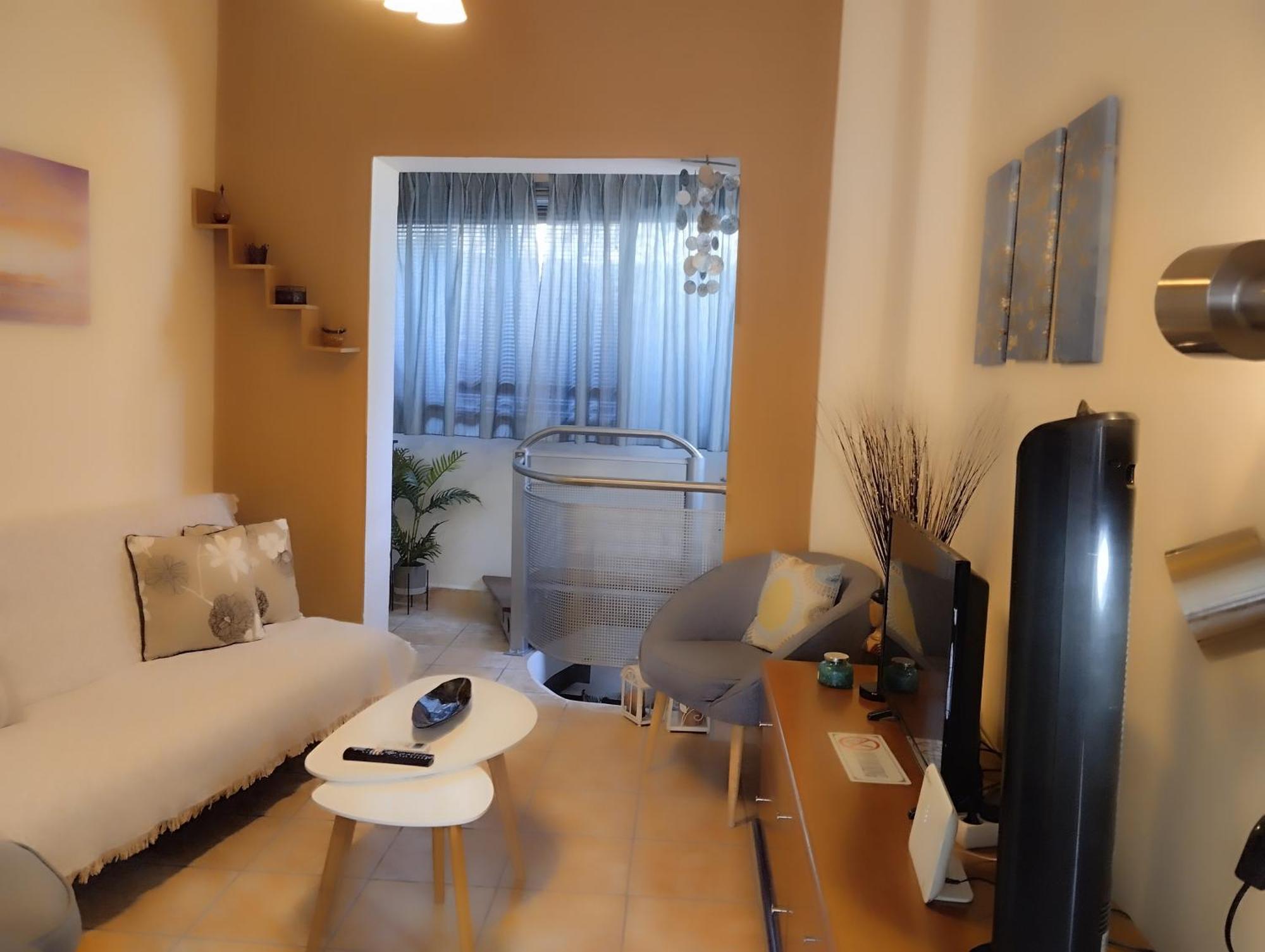 Jo'S Guesthouse, Benitses Benitses  Dış mekan fotoğraf