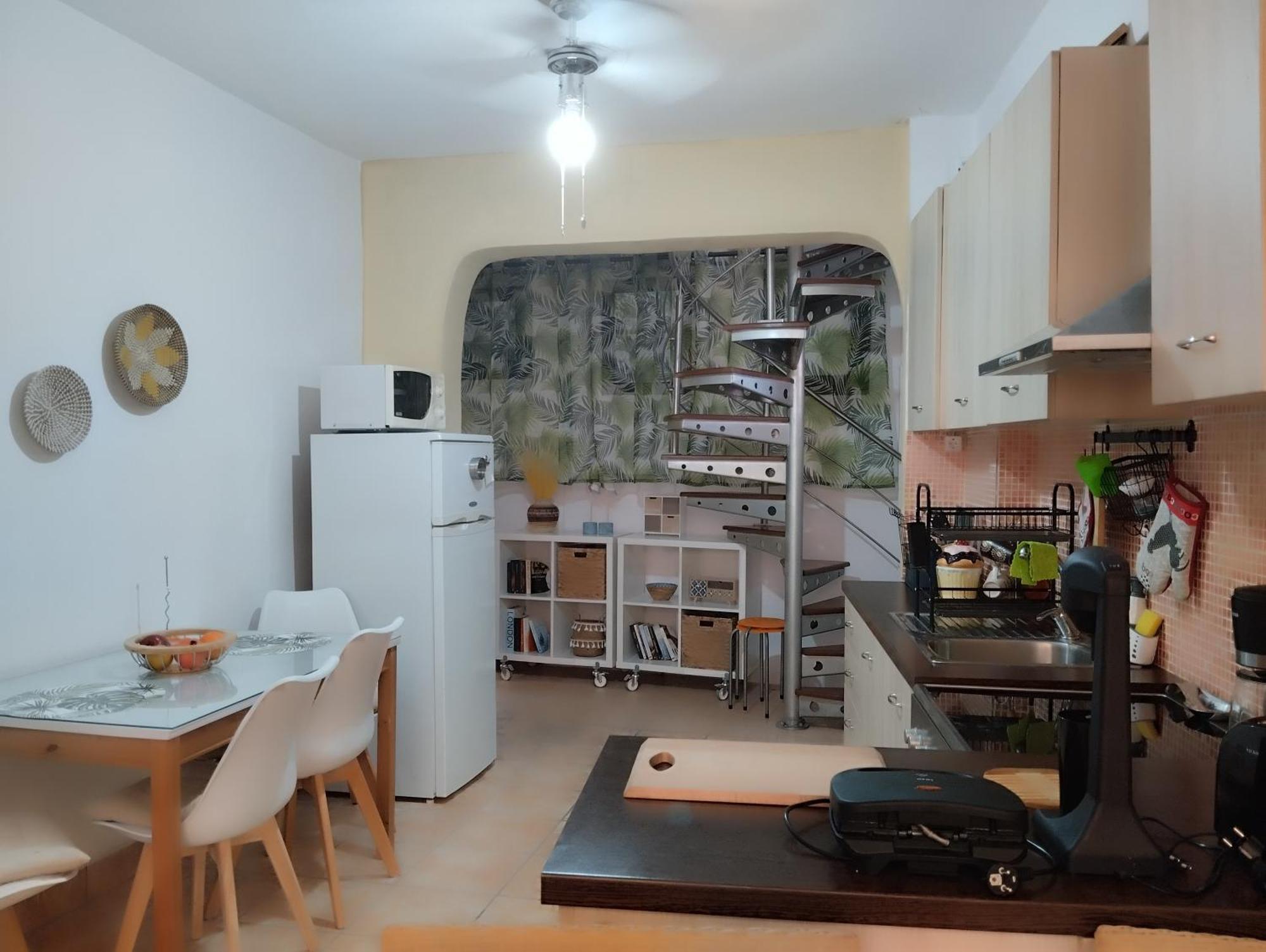 Jo'S Guesthouse, Benitses Benitses  Dış mekan fotoğraf